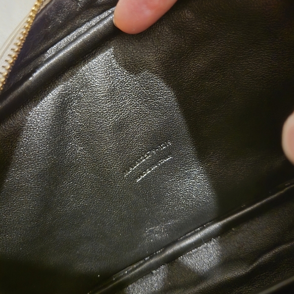 SAINT LAURENT YSL Mini Lou Matelassé Camera Bag Crema Soft, Grainy Leather - Picture 16 of 16